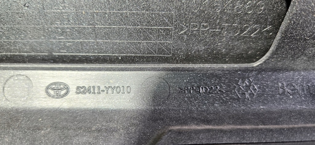 фото №12, Молдинг правая dół бампера перед toyota corolla e21 trek