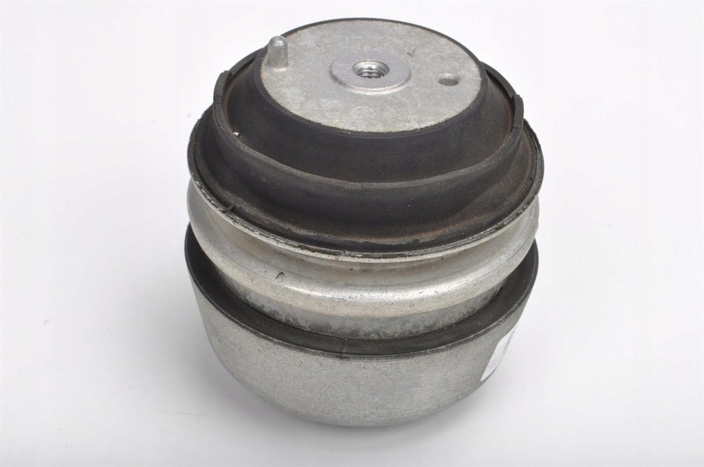 фото №1, Aston martin db11 5.2 подушка подвеска задняя