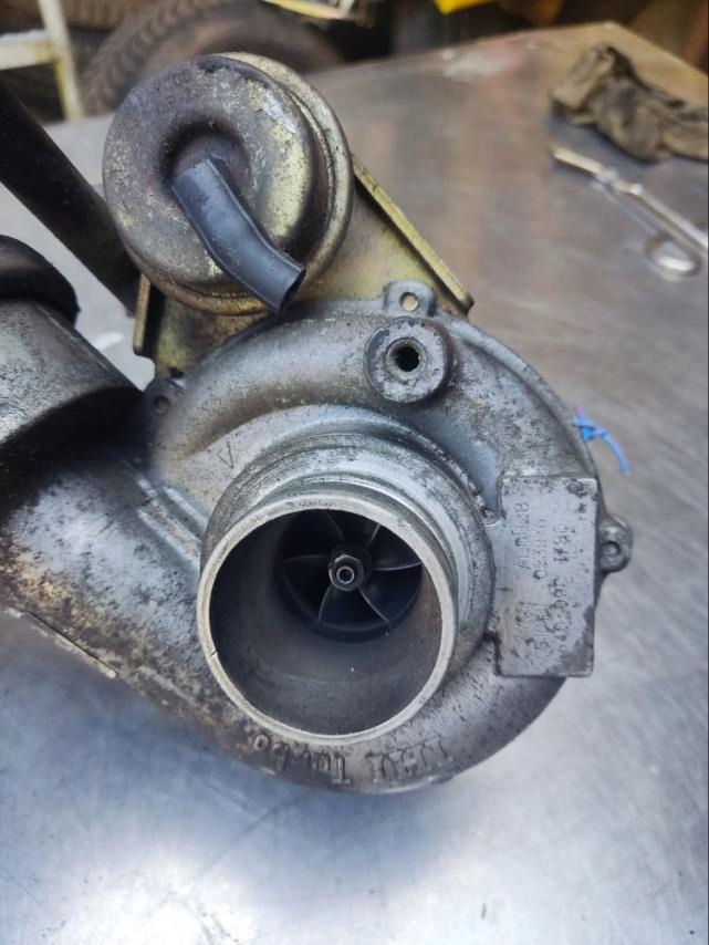 фото №4, Турбонагнетатель mercedes a w169 2.0 cdi a6400901780