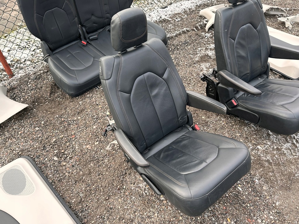 фото №14, Сидіння сидіння салон заднє сидіння спинка обшивки комплект chrysler pacifica 2017+