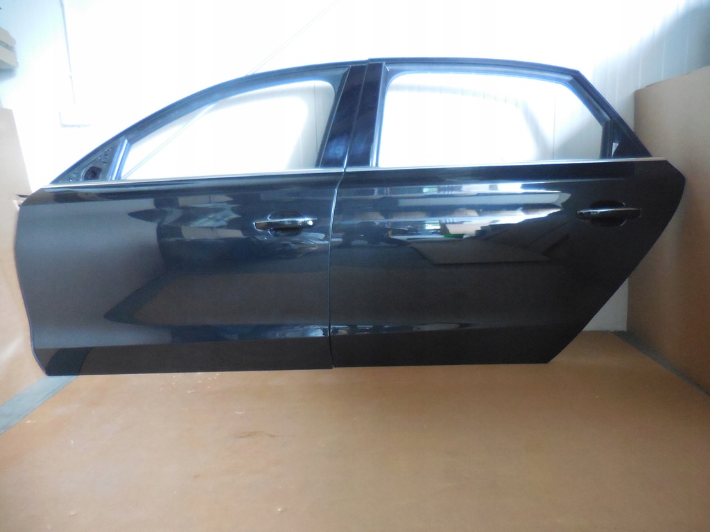 фото №1, Audi a8 d4 lift дверь левая перед lz9y