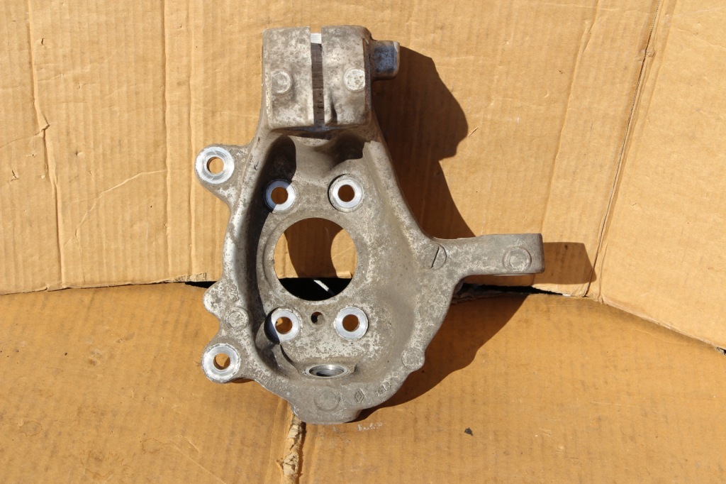 фото №1, Поворотный кулак перед передняя правая renault megane iv 2016+