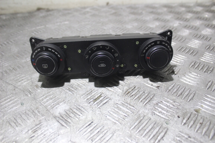 фото №1, Панель управление обдув kia ceed i