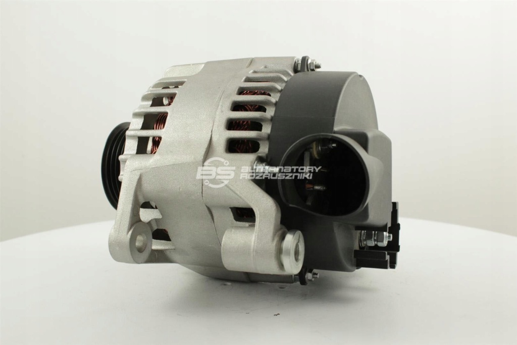 Генератор regenerowa ir6418r ford fiesta iv 1.8td Цена