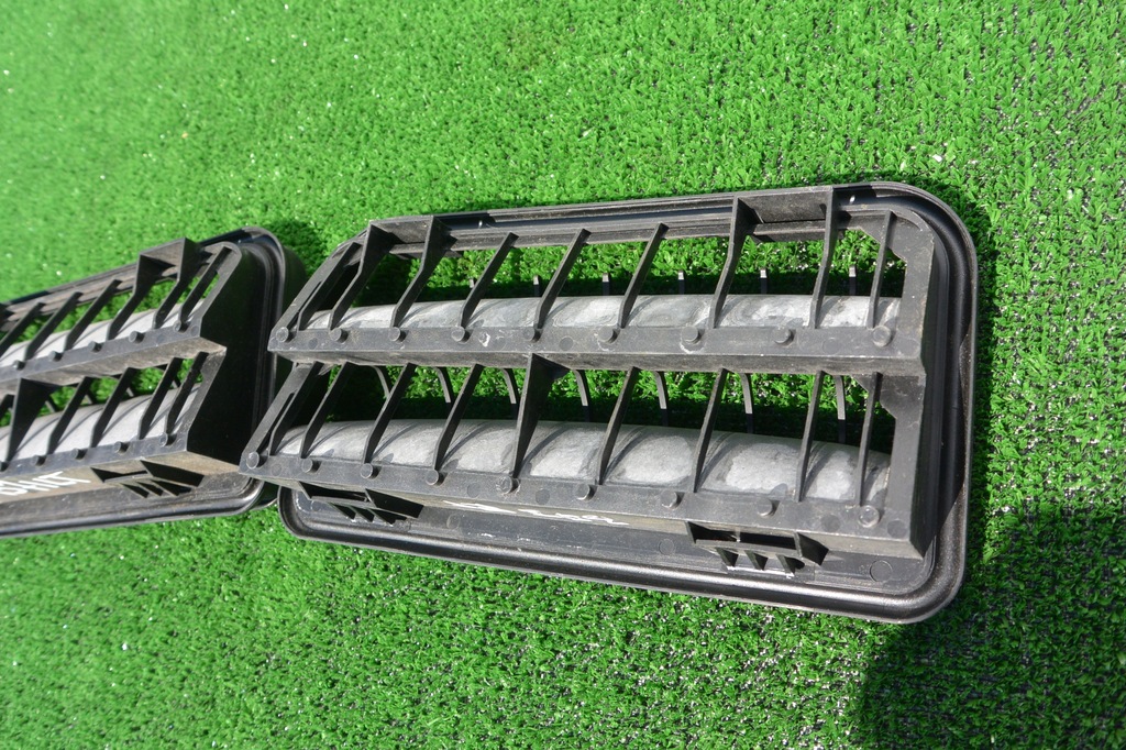 фото №7, Решітка вентиляції багажника vw passat b7 cc kpl