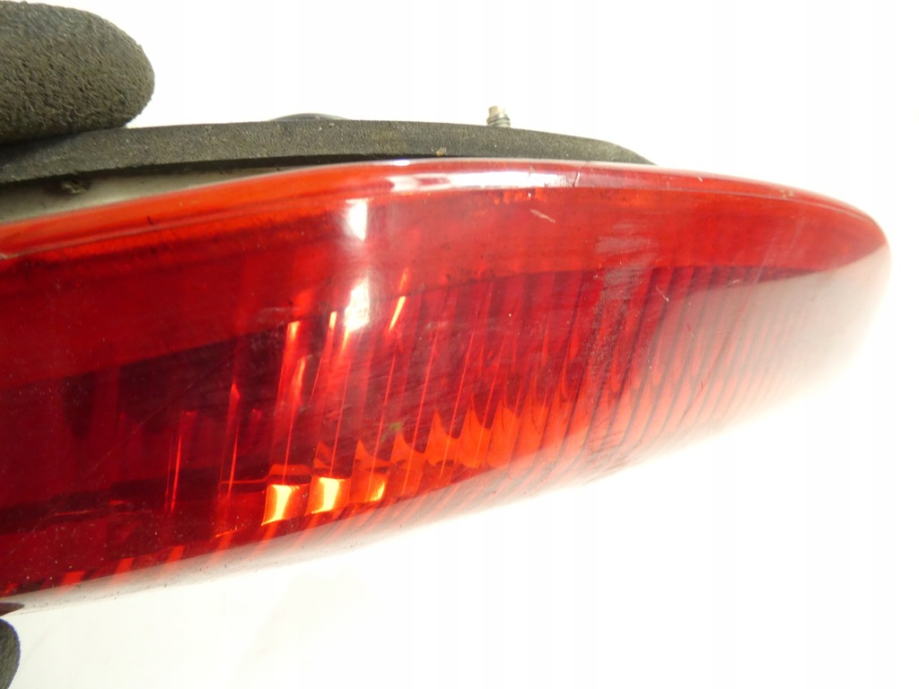 фото №6, Лампа правая задняя mitsubishi carisma lift