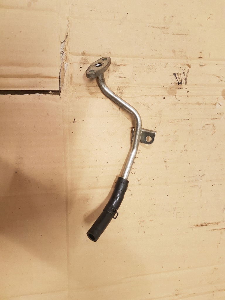 фото №2, Nissan gt-r r35 3.8 vr38 трубка шланг