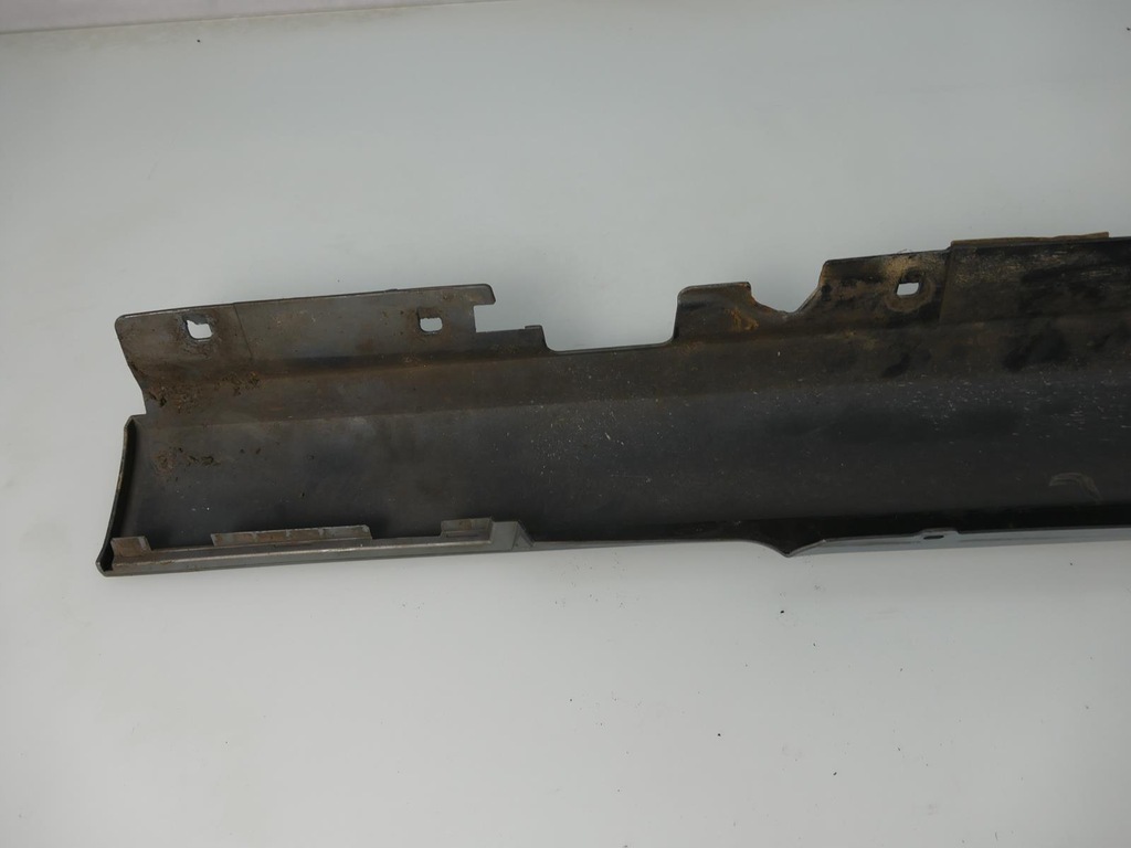 фото №11, Bmw оригинальный номер 7130873 молдинг порог