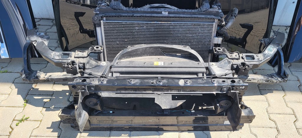 фото №8, Jaguar xe 15-19 капот крила лампи pas бампер 1k