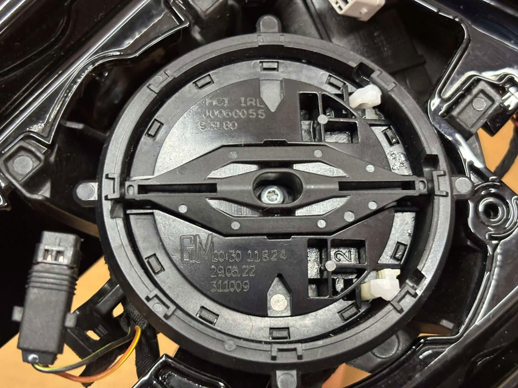 Дзеркало праве mercedes w213 w238 a0998108200 Ціна