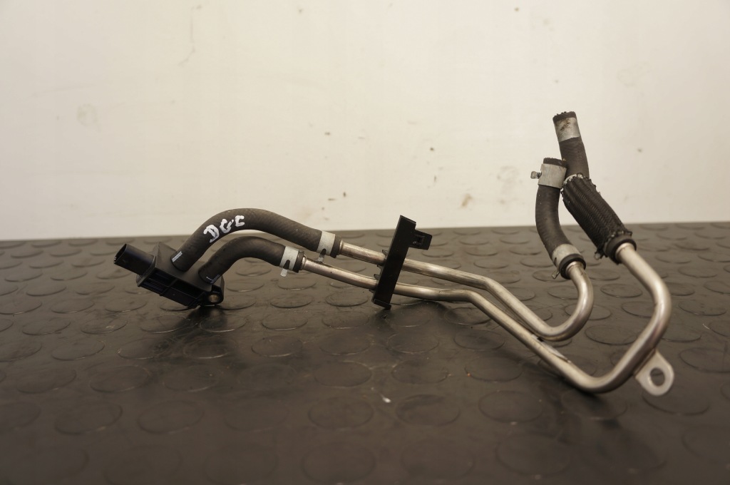 фото №1, Шланг топливный vw golf vii t-roc passat b8 1,6 2,0 tdi 04l131552dq