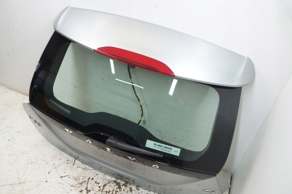 Крышка багажника задний  задняя багажника комплектная volvo v60 i 477-46 Недорого