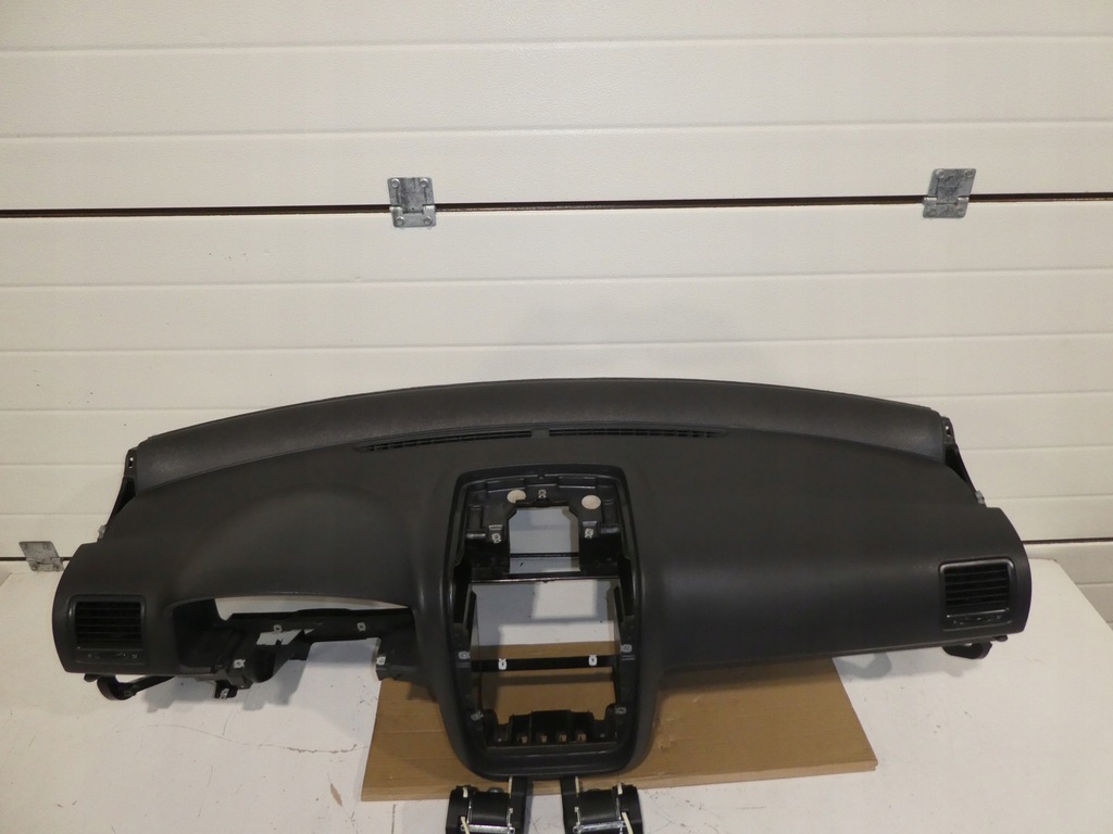 фото №8, Панель приладів приладова консоль панель приладів vw golf v ремені