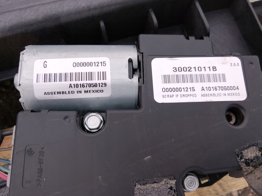 фото №12, Механизм люк стекло крыша панорамного chevrolet camaro 2009-2015