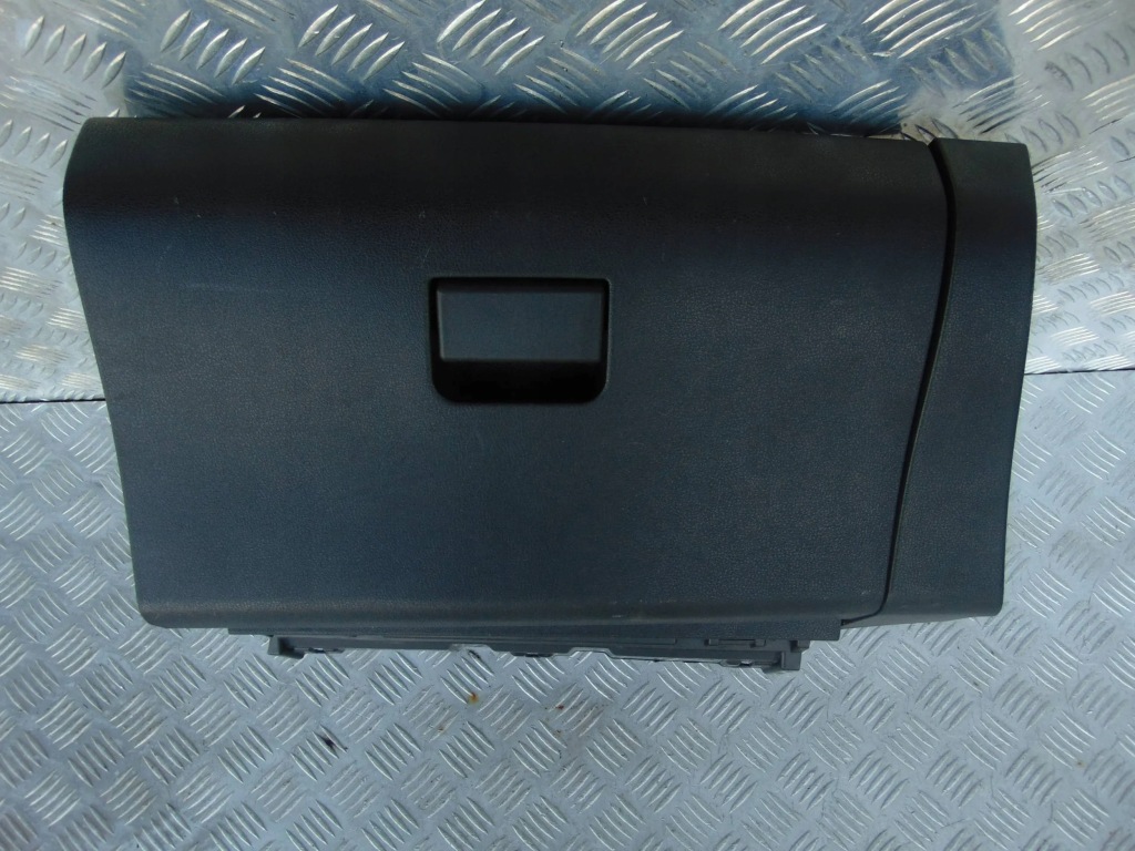 фото №1, Nissan leaf ii бардачок пассажира europa 2017-