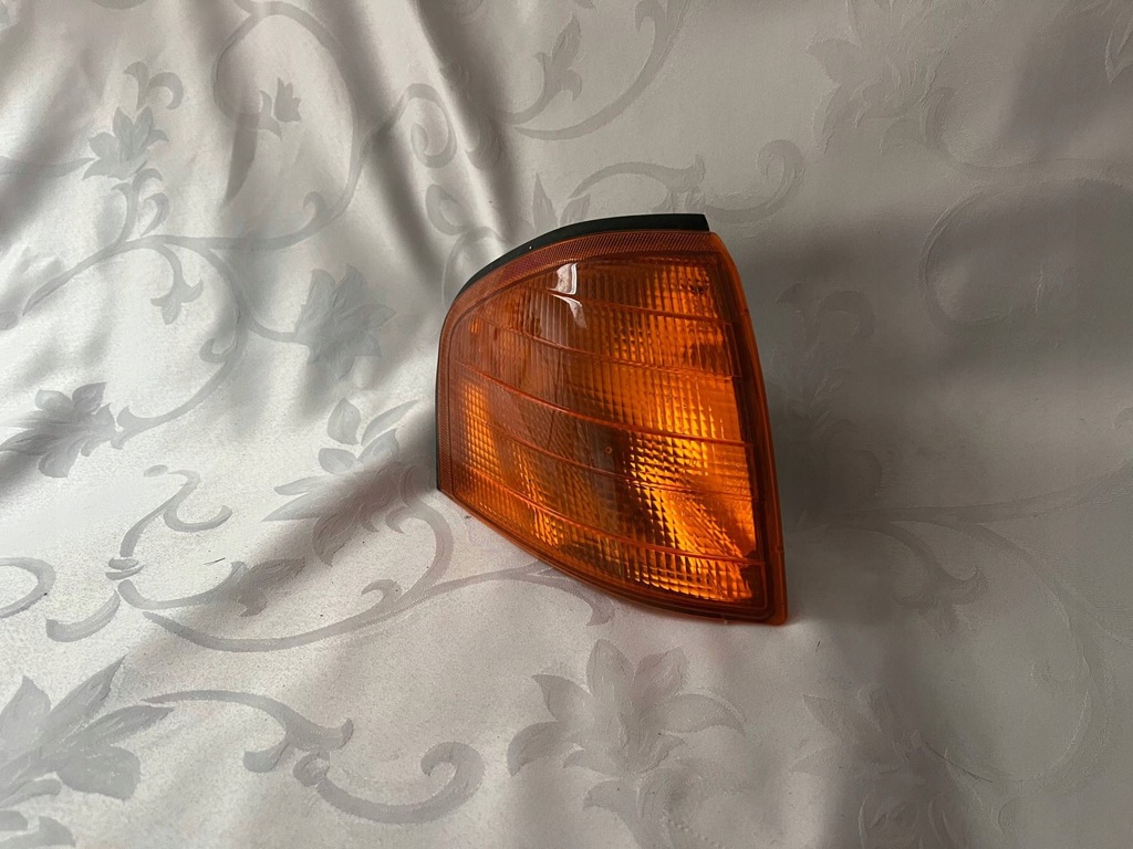 фото №8, Поворотник поворотник правий mercedes c klasse 180 w202 1305232922 оригінал