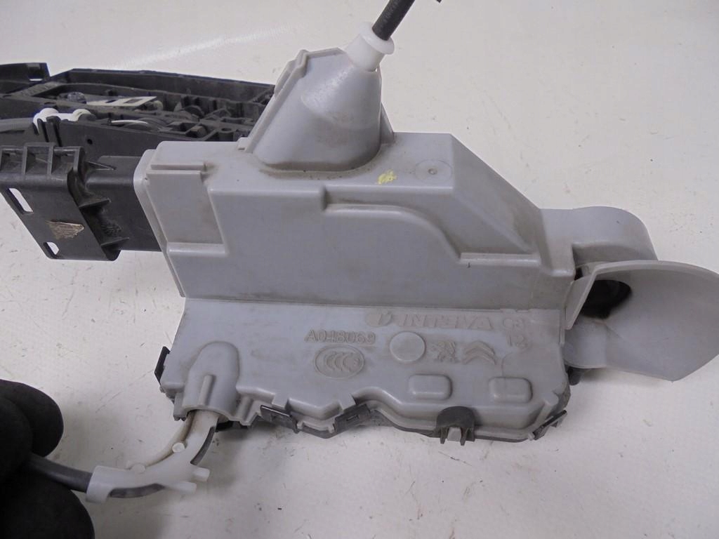 фото №7, Замок дверь левый перед кассета каркас ручка europa peugeot 3008 2 ii 19r