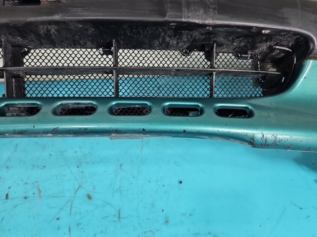 Бампер перед toyota corolla e11 97-00 зелёный 6p5 Недорого