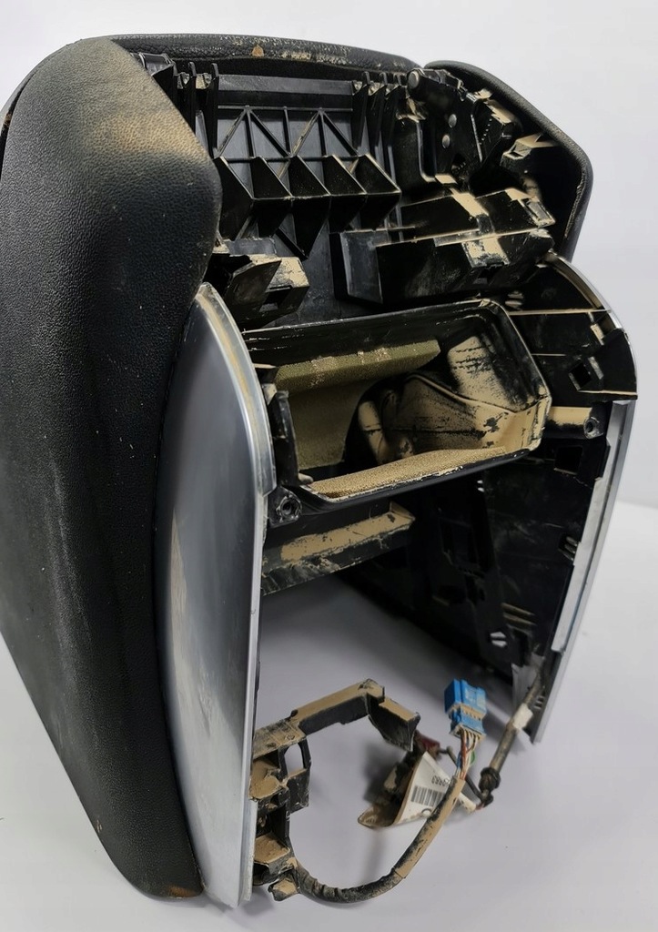 фото №7, Туннель средний подлокотник mercedes r-kl w251