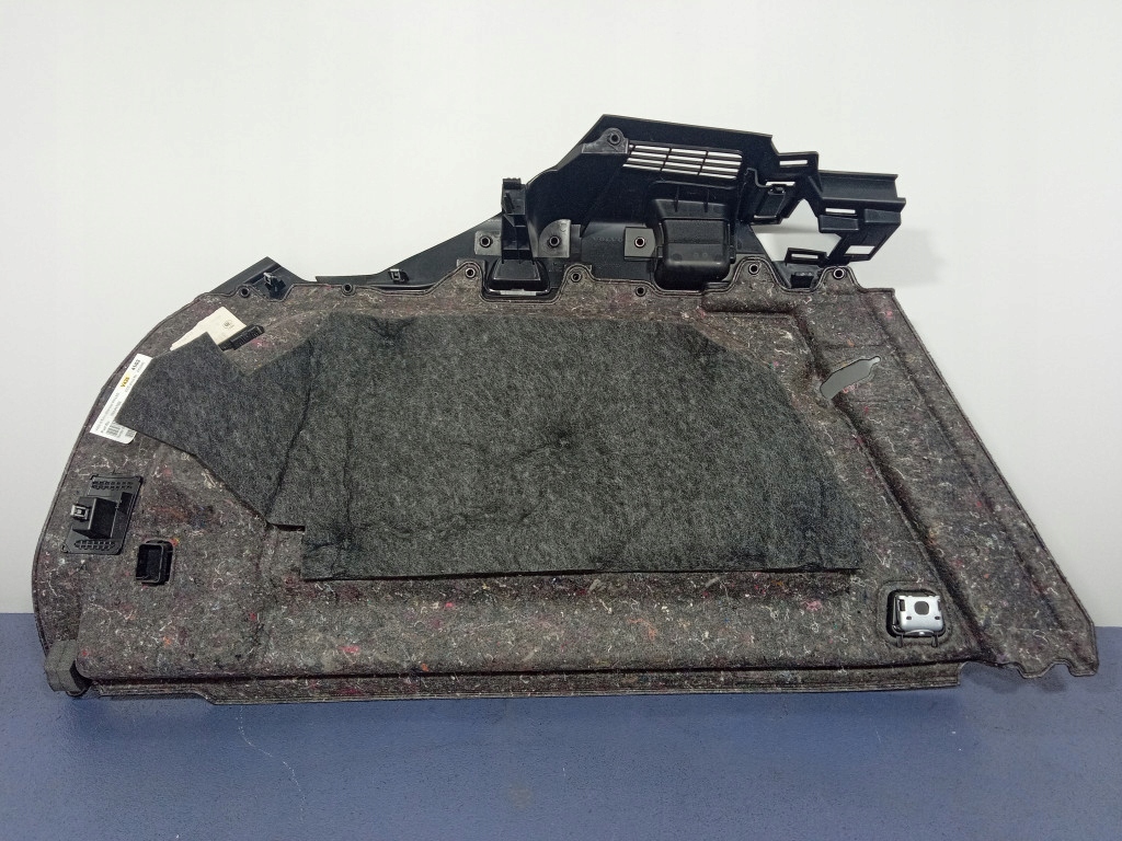 фото №6, Volvo xc60 ii 17- оббивка багажника права обшивка 39841582