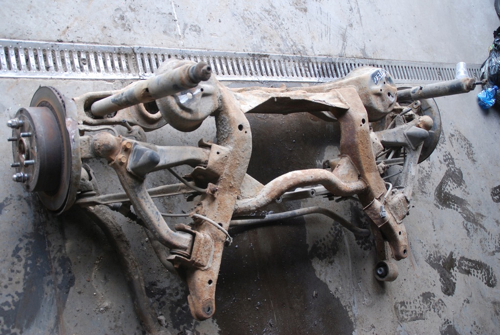 фото №4, Балка / подрамник задняя mitshubishi pajero iv