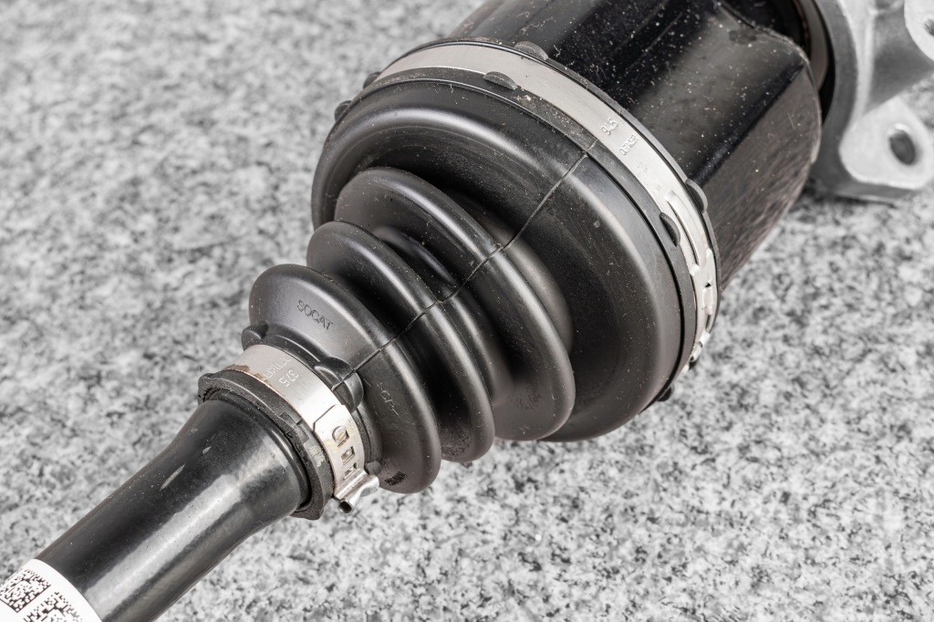 Mini f55 f56 f57 привідний вал привідна правий перед права передня 8482290 Недорого