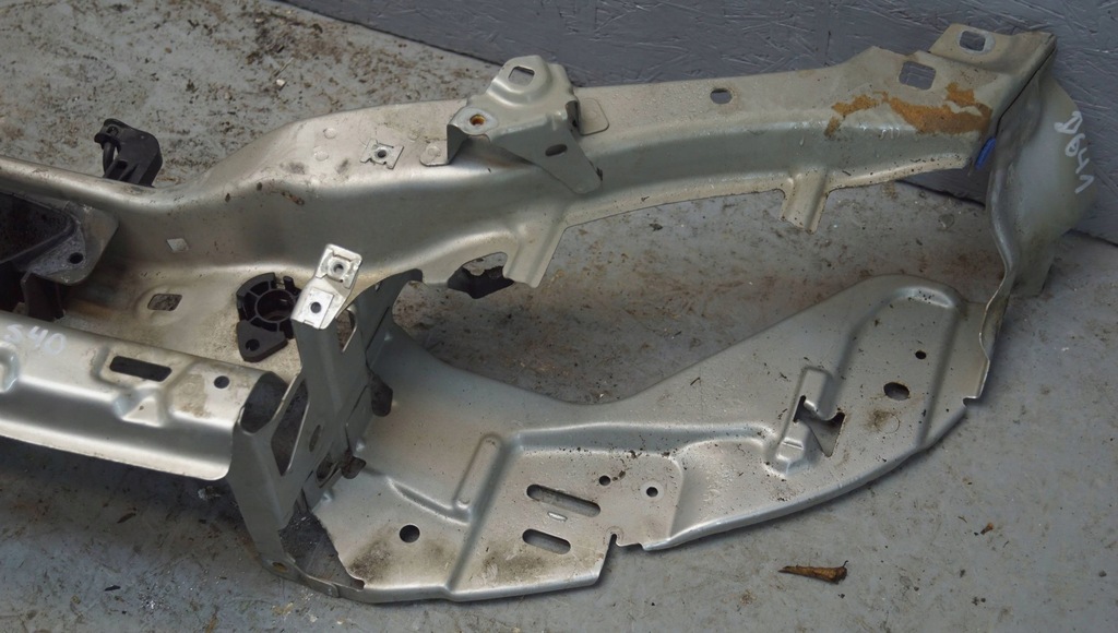 фото №7, Pas передний усилитель volvo v50 s40 ii d641