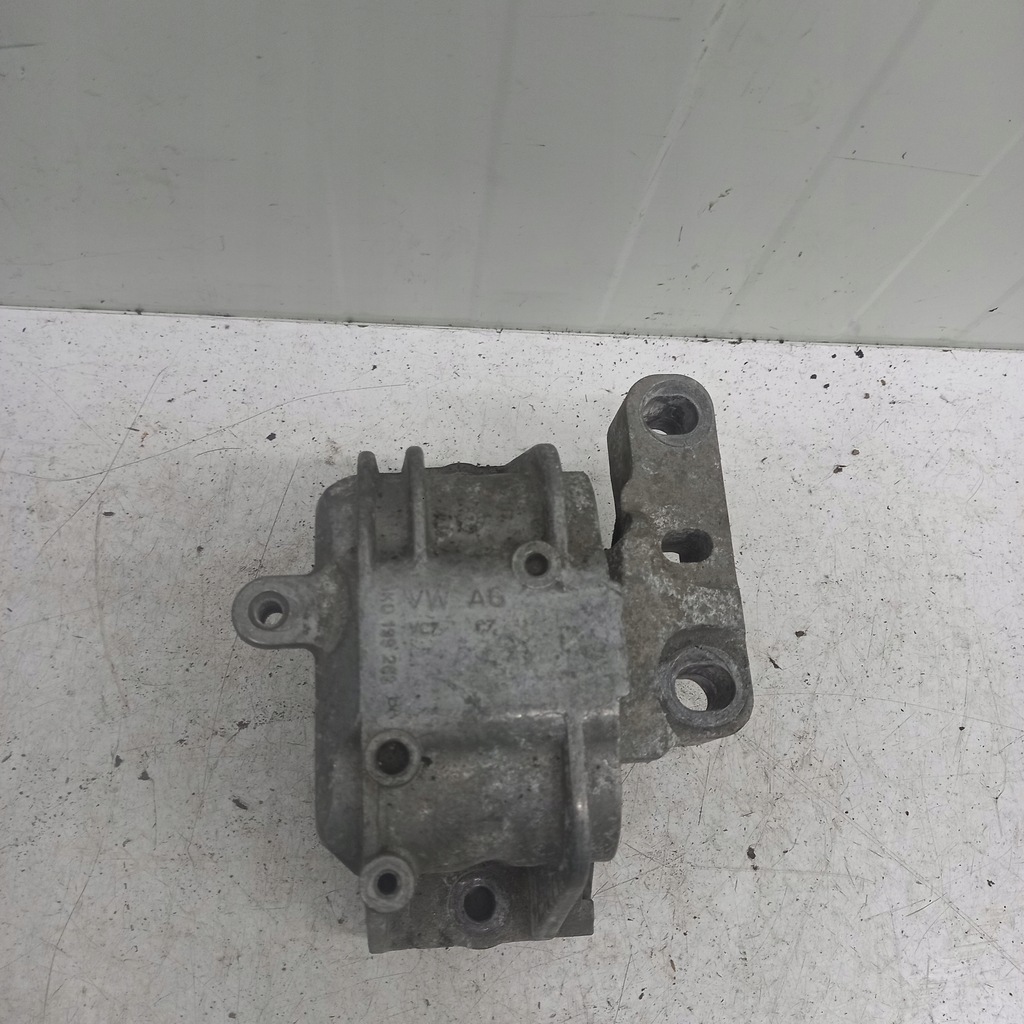 фото №1, Кронштейн двигуна seat leon 2