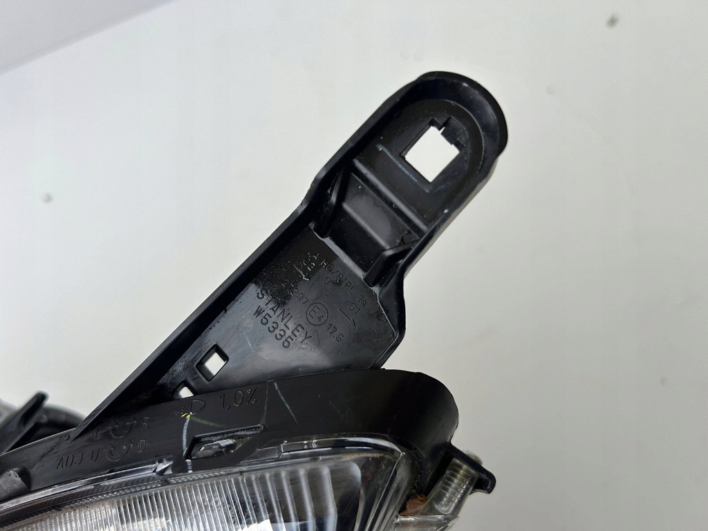 фото №6, Mitsubishi space star ii lift лампа левый перед 8301d445 оригинал