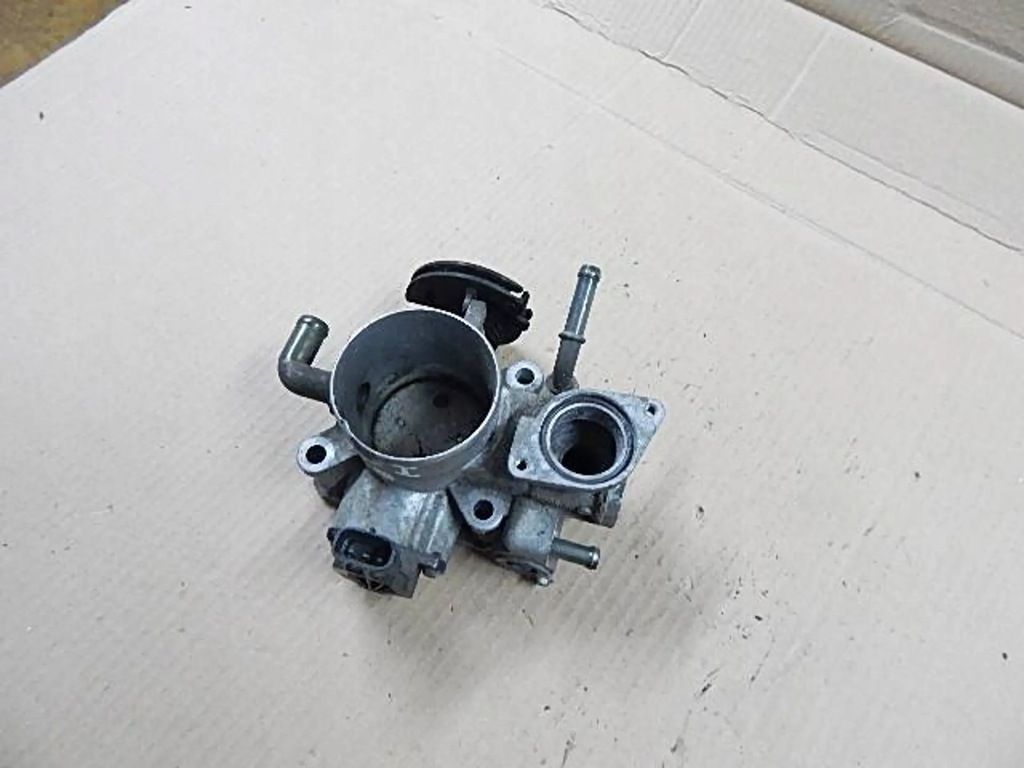 фото №8, Дросельна заслінка suzuki grand vitara i 2.0b 98-05