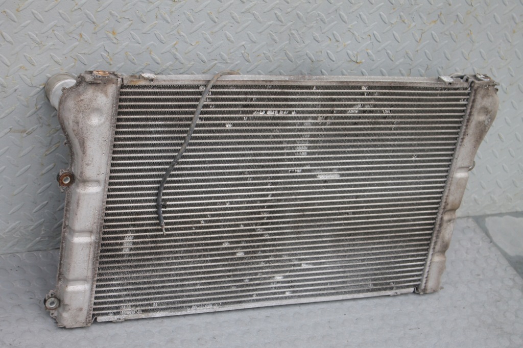 фото №8, Інтеркулер радіатор повітря toyota rav4 iv 2.2 d4d 12-18