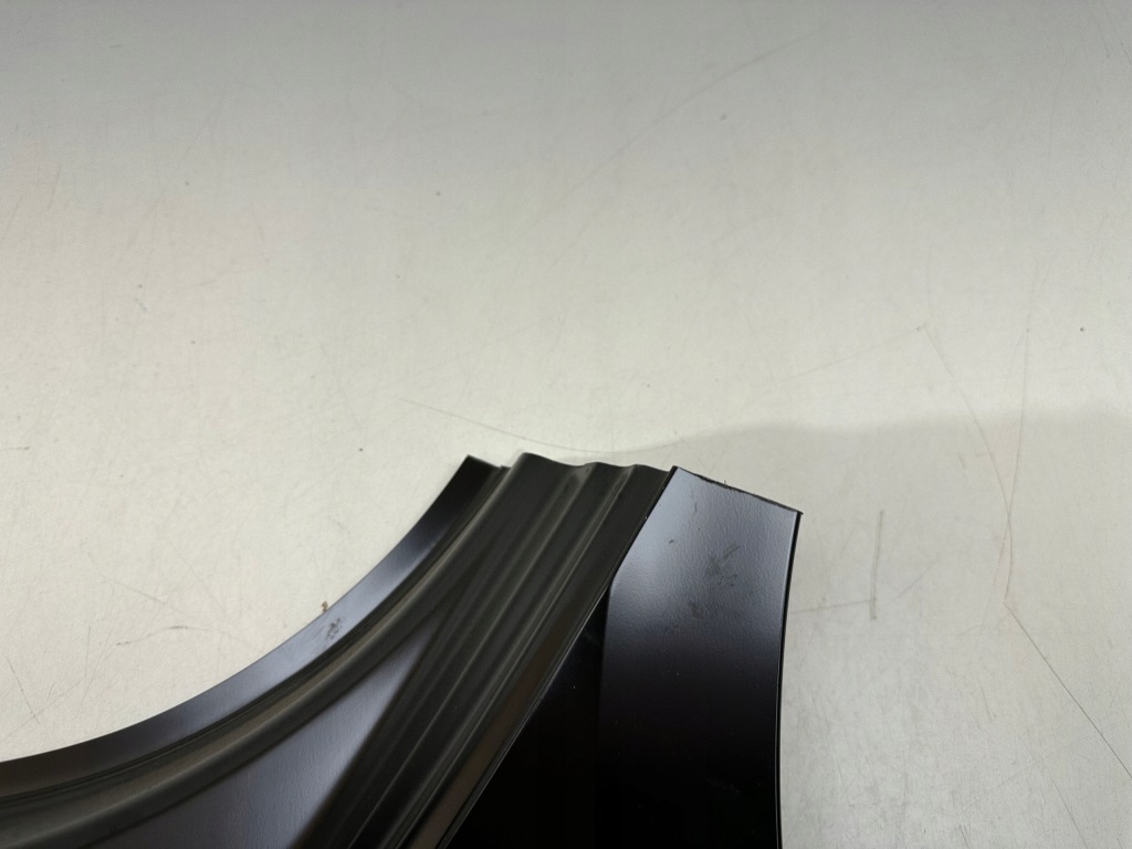 Левое  порог обшивка vw id3 born Недорого