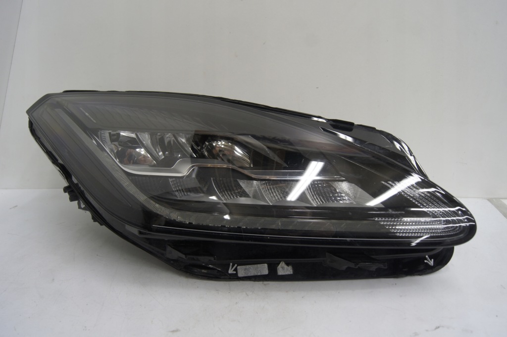 Купить Фара правый  передняя e-pace r-dynamic