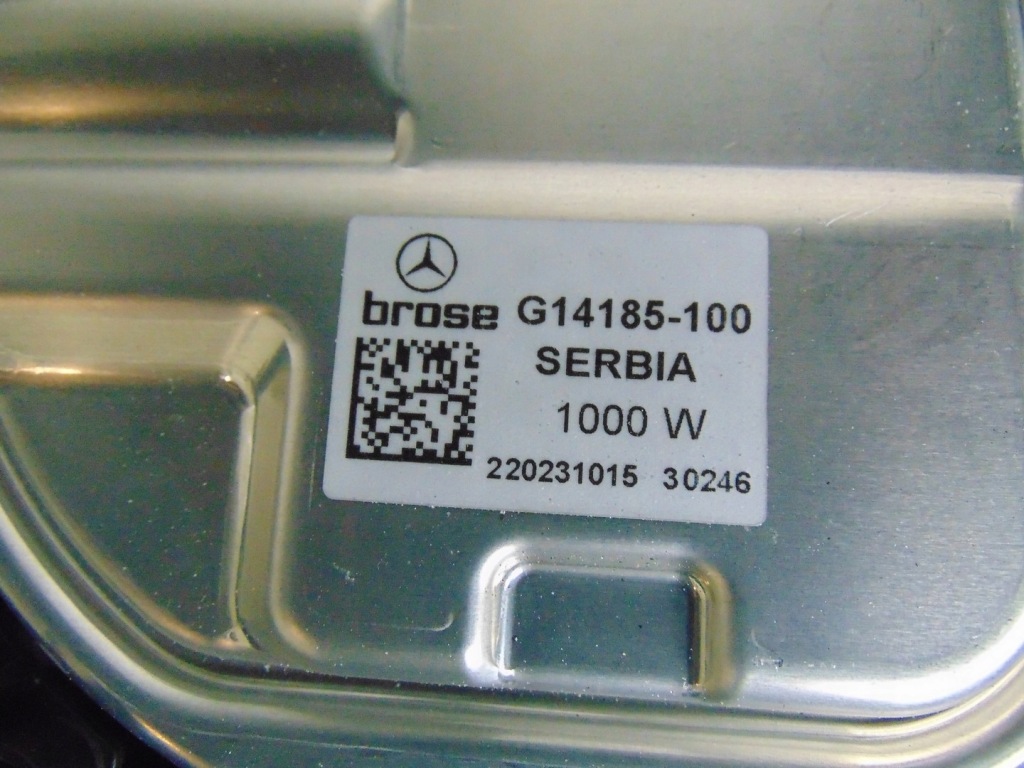 Вентилятор радиатора mercedes s klasa w223 a2239060900 с Разборки