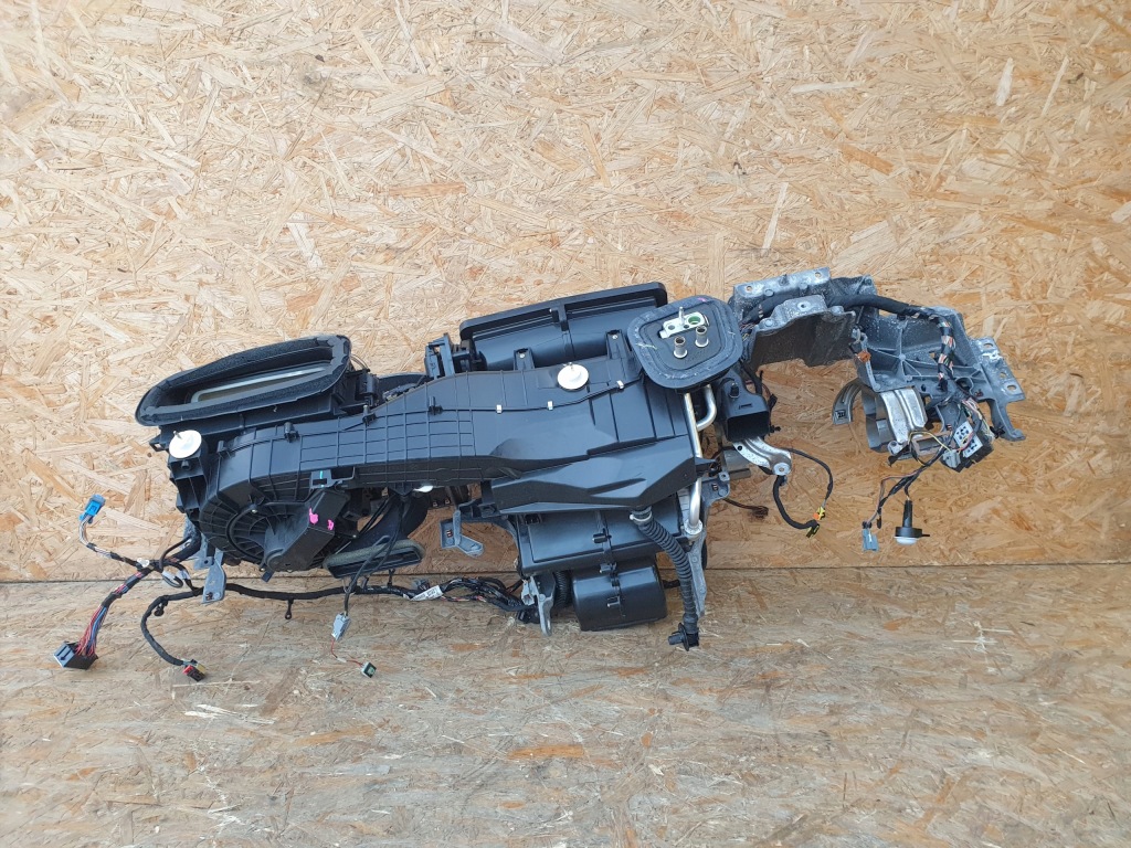 фото №9, Jeep grand cherokee wk2 отопитель каркас электропроводка 3.6 przedlift