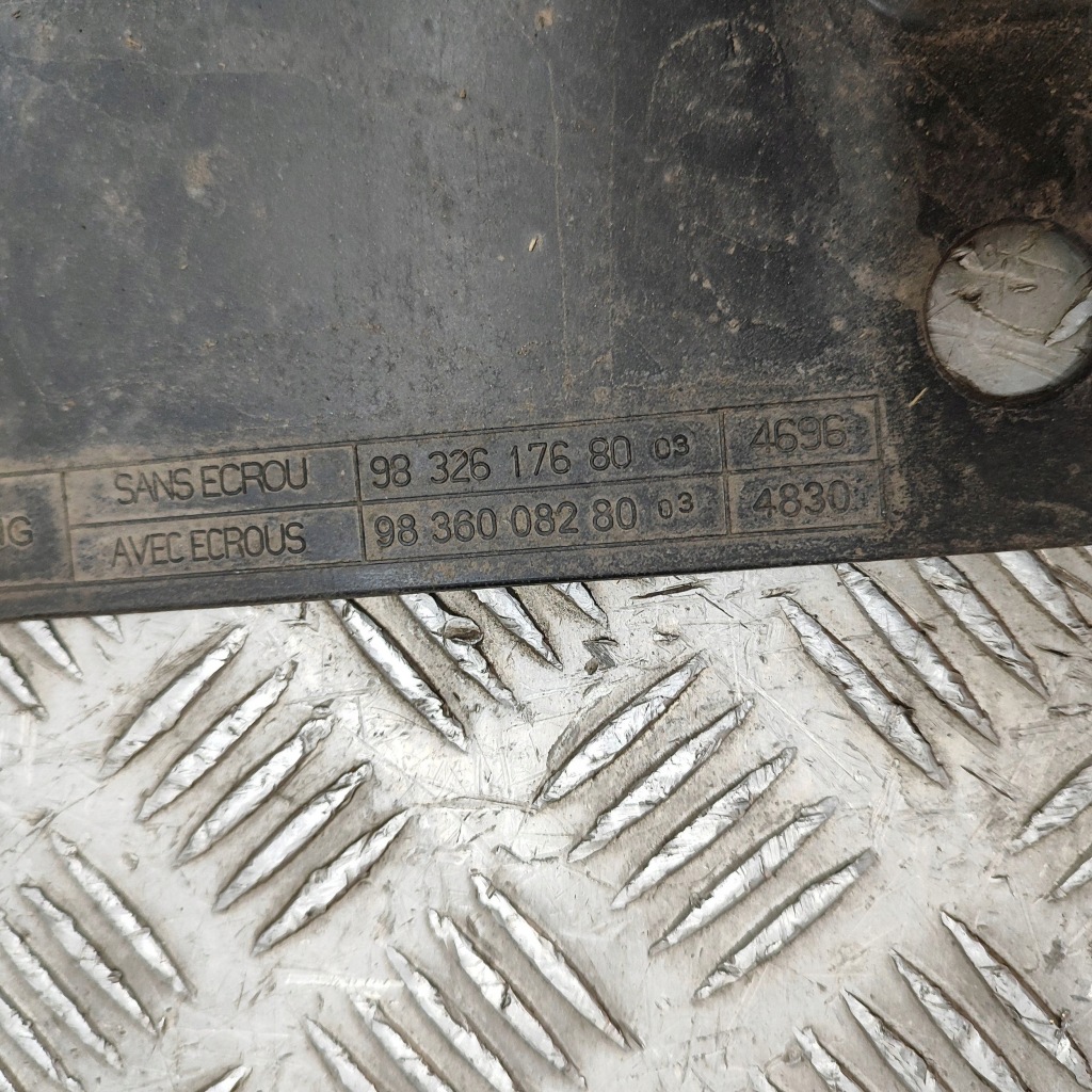 фото №7, Citroen c5 aircross 2024 левая сторона защита боковая подвеска