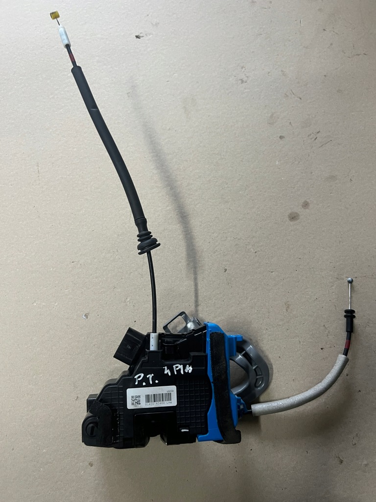 фото №1, Kia ceed cee'd ii lift замок двері правий задня 4 контакти