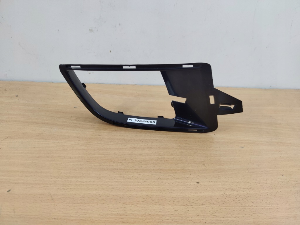 фото №1, Lancia phedra права рамка бампера решітка корпус