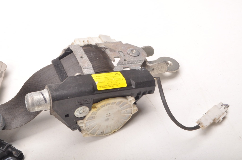 Renault clio 3 ремень безопасности правая  перед 34006759 8200454674 Недорого