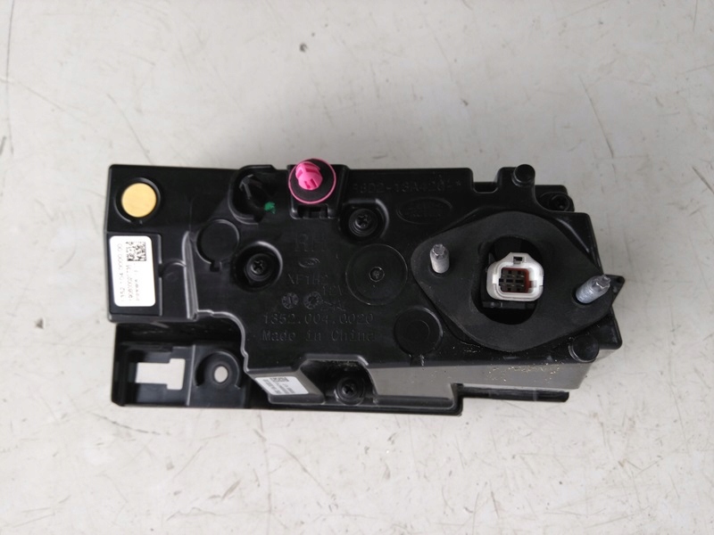 фото №2, Land rover range rover evoque ii лампа задняя