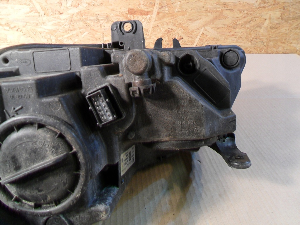 фото №15, Opel astra 5 v k 15- лампа передняя правая 39047199