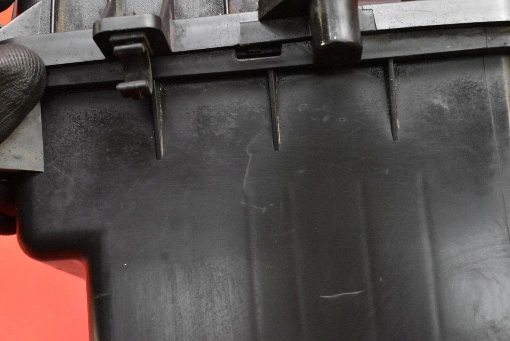 фото №6, Корпус фильтра воздуха 281102h000 hyundai i30 1 i 1.4 16v 109 km 07-10