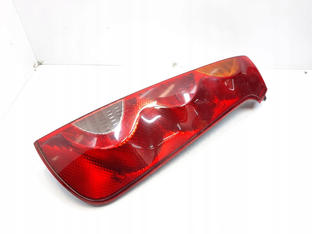 фото №1, Nissan note e11 2009 права сторона лампа задня