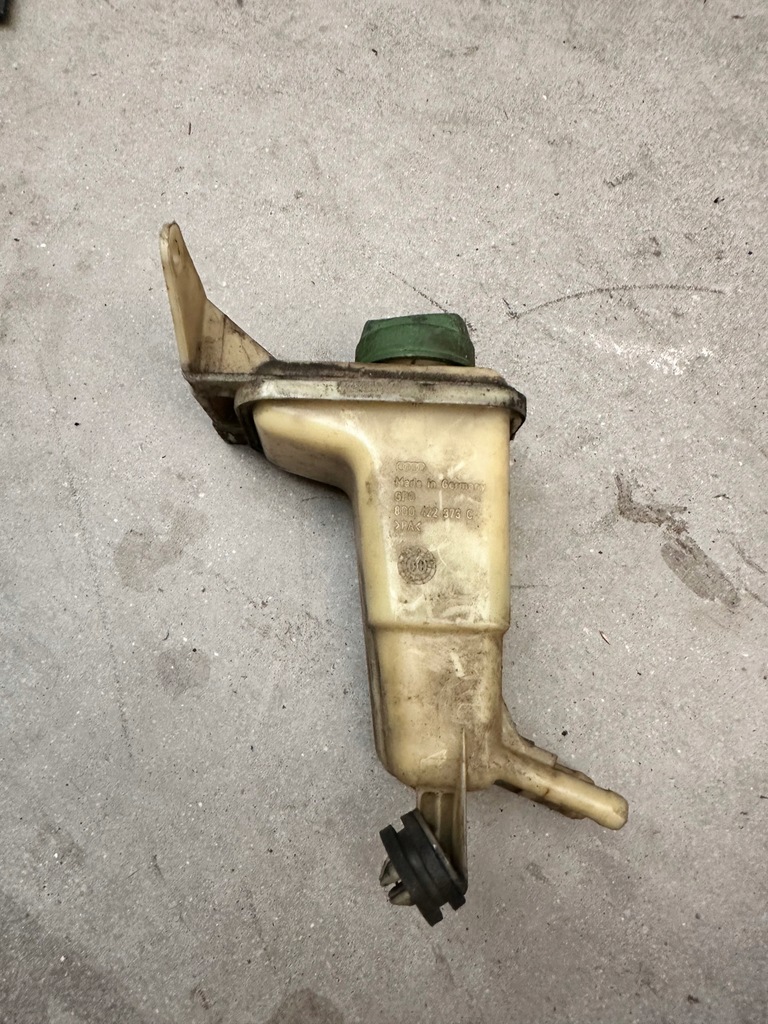 фото №1, 8d0422373c бак защита усилителя audi a6 c5.....