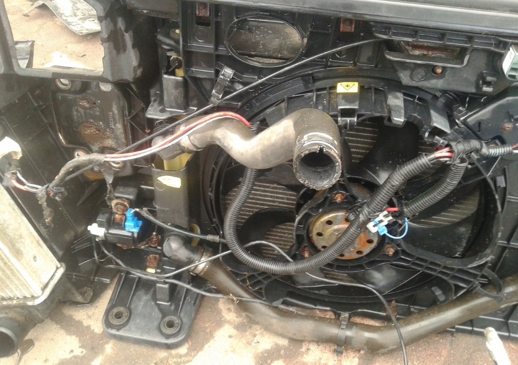 Ремінь перед передній балка радіатор вентилятор fiat stilo 2001-2007 1,9 jtd Доставка