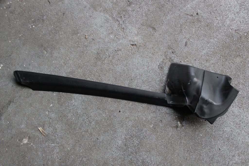 фото №1, Peugeot 207 cc cabrio 207cc прокладка стекло задняя левая