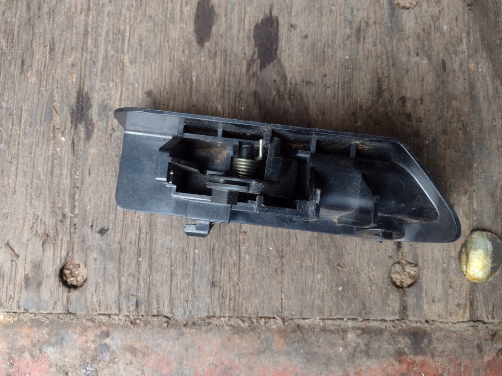 фото №4, Ручка открывания заливной топлива toyota yaris iii