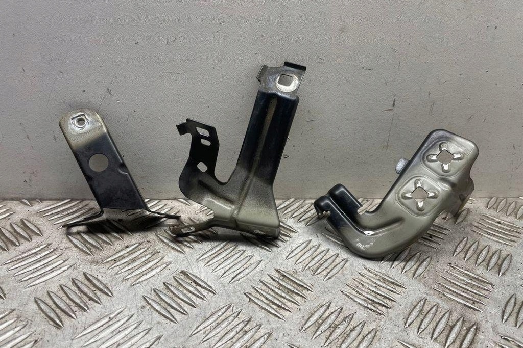 фото №7, Кронштейн передний lewego крыла bmw 4 coupe f32, f82 7255821 2.99l