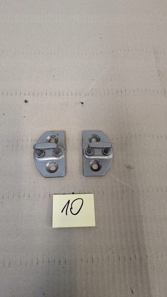 Купити Ригель дверей renault trafic 3 825706259r