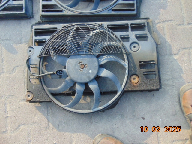 фото №9, Bmw e38 вентилятор вентилятор кондиціонера 6908024 6921393 двигун корпус лопать